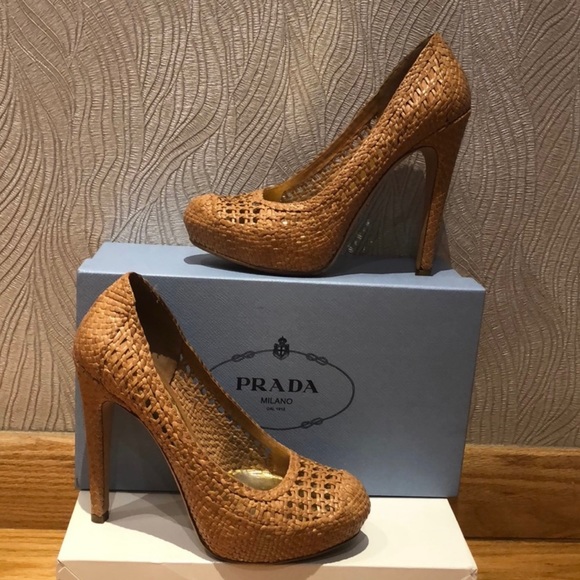 Prada Tan Platform Pump - Picture 1 of 4